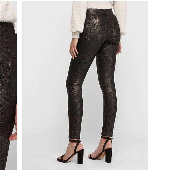 Express Mid Rise Snakeskin Print Ankle Jean - Picture 2 of 8